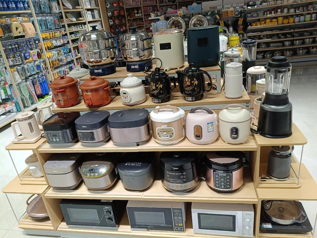 万客隆超市滨江店4月25日盛大开业.#家门口的生活超市 #实